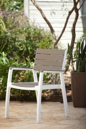 Стул c подлокотниками Гармония (Harmony armchair) белый-капучино в Нытве - nytva.mebel24.online | фото 1